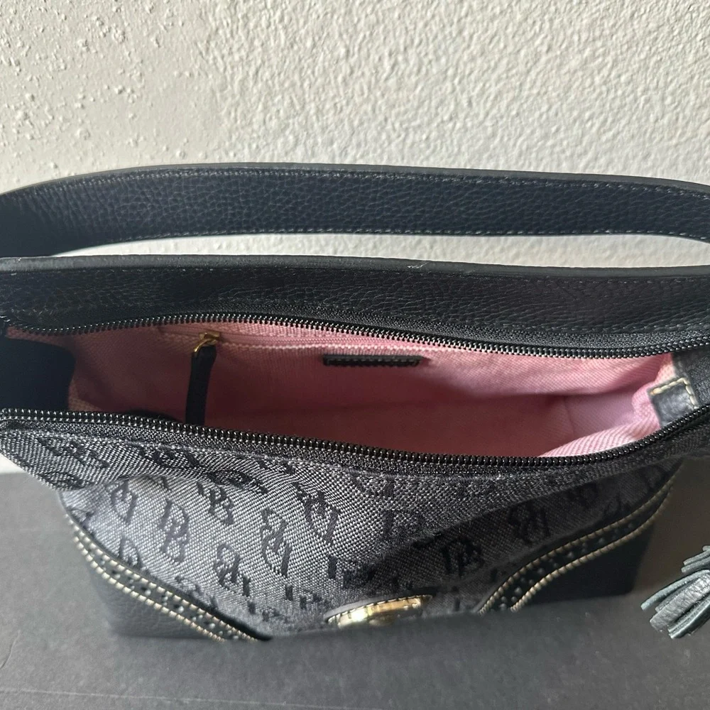 Dooney & Bourke Shoulder Bag w/ Matching Purse New Registration Card Nos Match - Picture 11 of 11